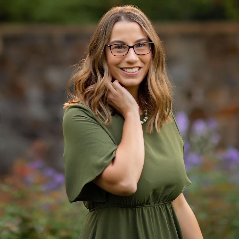 Meet your Posher, Danielle